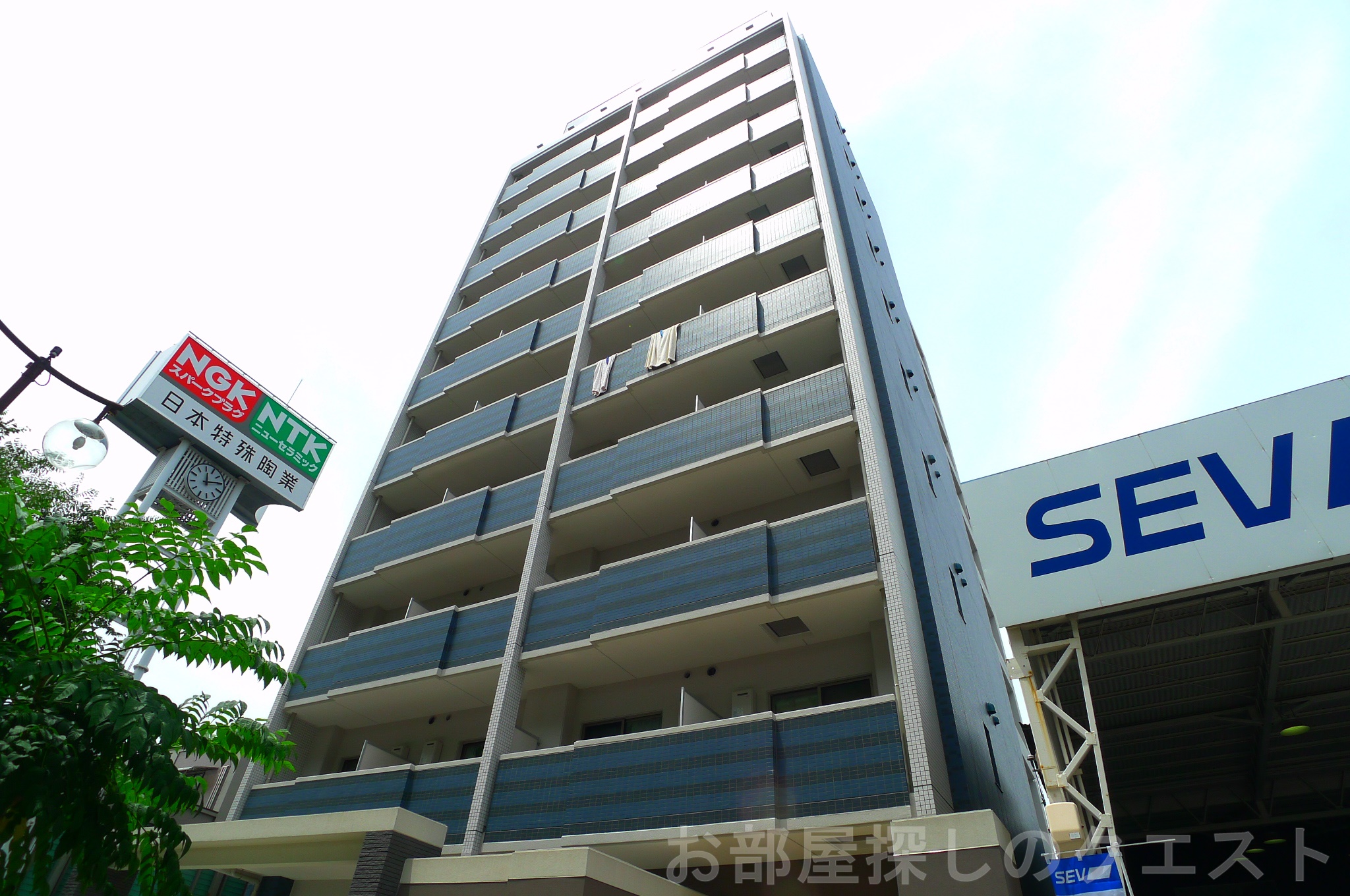 建物外観　オートロック付きマンション☆