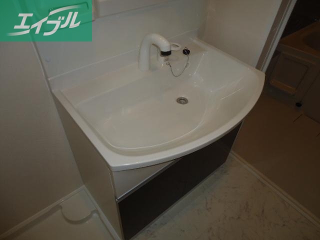 洗面設備　洗髪洗面化粧台