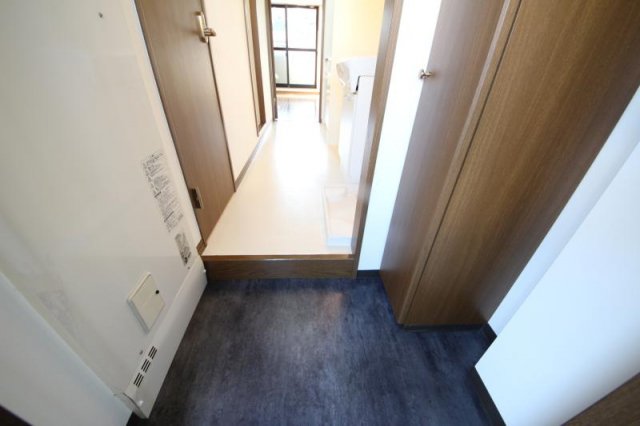 玄関　シンプルで使いやすい玄関です
