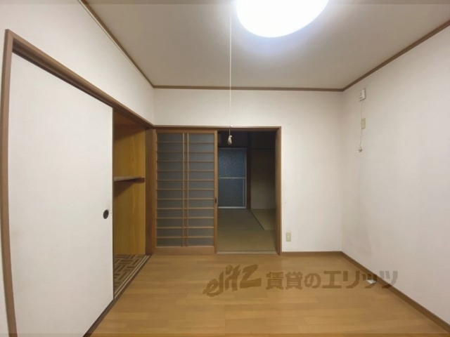 居室・リビング　洋室