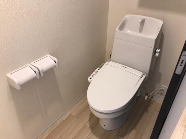 トイレ　トイレ