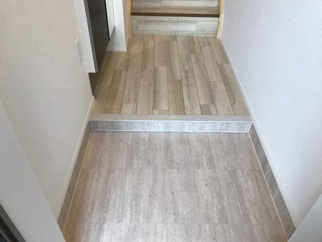 玄関　玄関