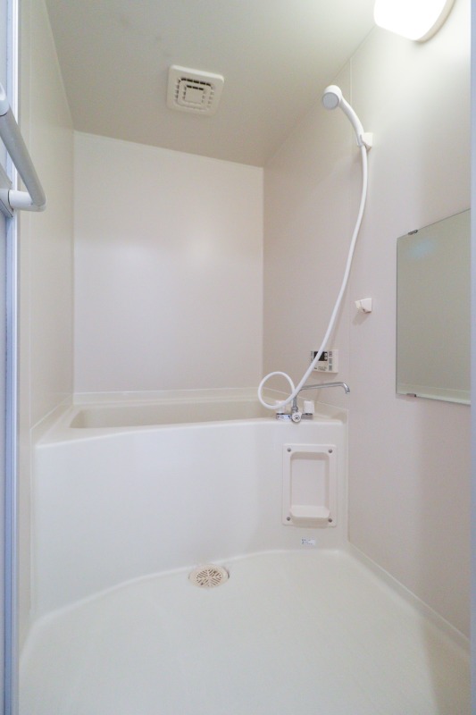 バス・シャワールーム　図面と現状に相違がある場合には現状を優先