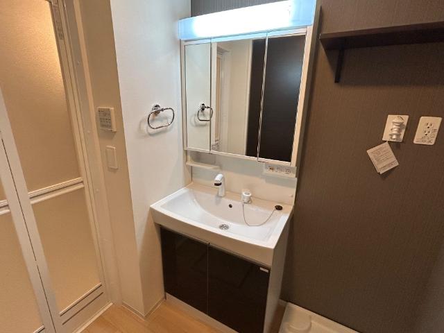 洗面設備　洗髪洗面化粧台（イメージ）