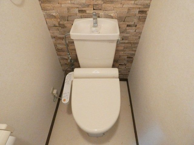 トイレ　ウォシュレットトイレです。