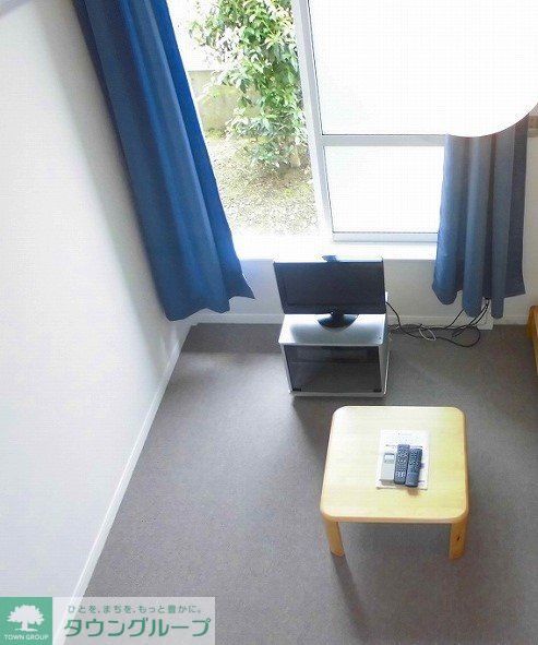 居室・リビング　部屋によっては家具家電が付いておりません