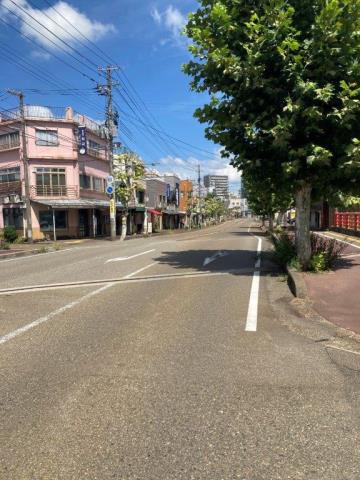 その他　前面道路（その他）まで0m