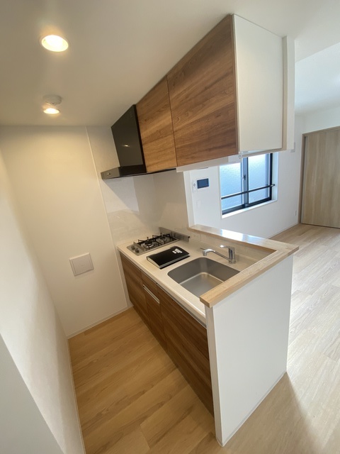 キッチン　便利な２口ガスコンロ設置済！