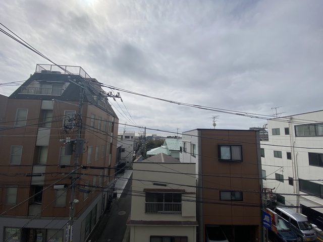 眺望　圧迫感がないので暮らしやすいお部屋です！