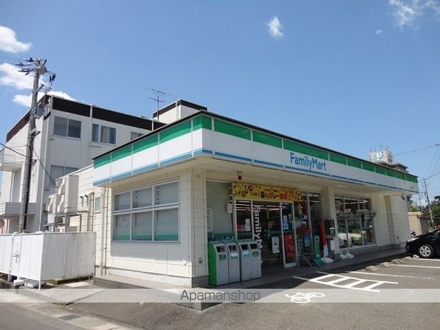 コンビニ　ファミリーマート敦賀花城店（コンビニ）まで800m