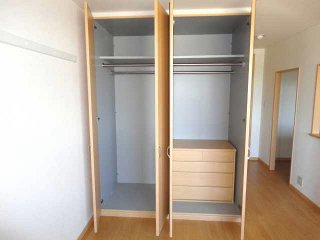 収納　クローゼット