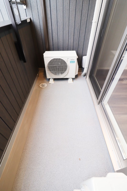 バルコニー　図面と現状に相違がある場合には現状を優先