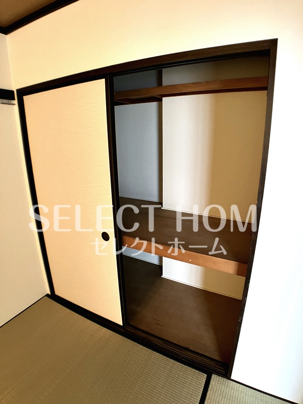 収納　こまごまとしたものを収納できそうですね 同型タイプ