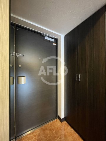 玄関　プレジオ九条　玄関