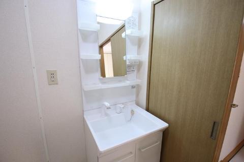 洗面設備　洗髪洗面化粧台