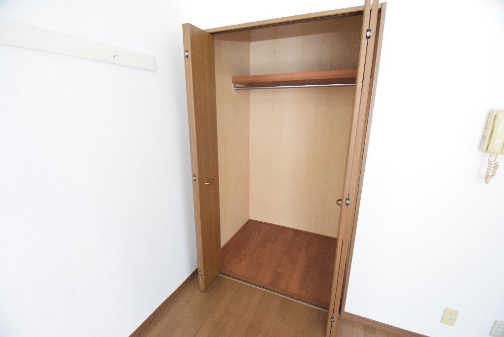 収納　クローゼット