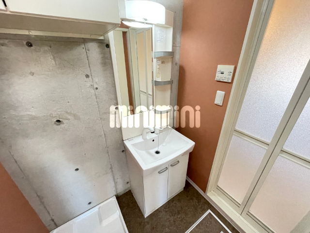 洗面設備　人気のシャンプードレッサー