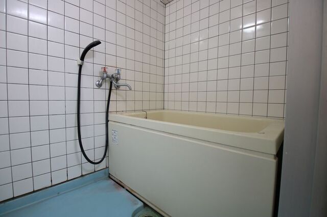 バス・シャワールーム　※別室の参考写真の為、現況優先です。