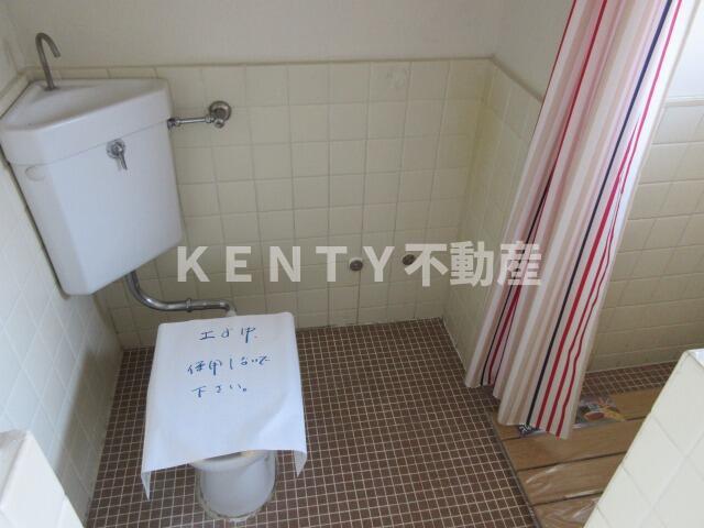 トイレ　コンパクトで使いやすいトイレです