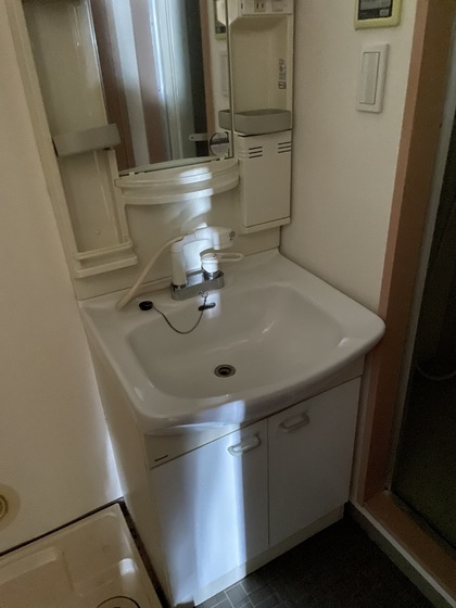 洗面設備　※別部屋の写真です
