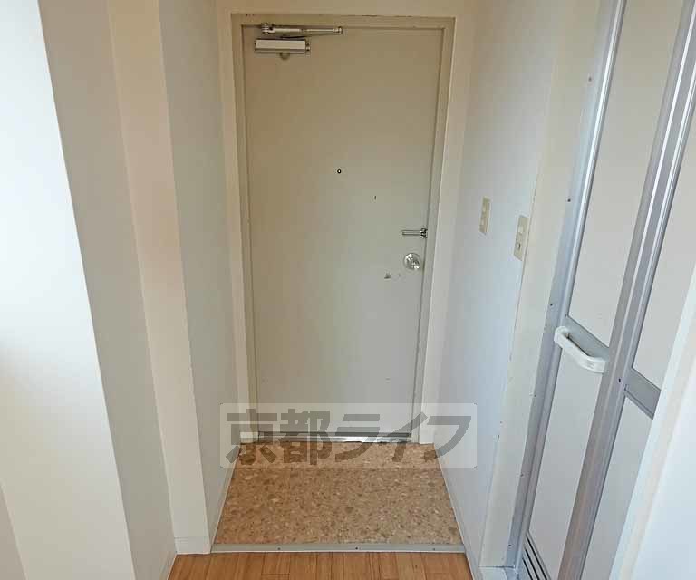 玄関　玄関です。