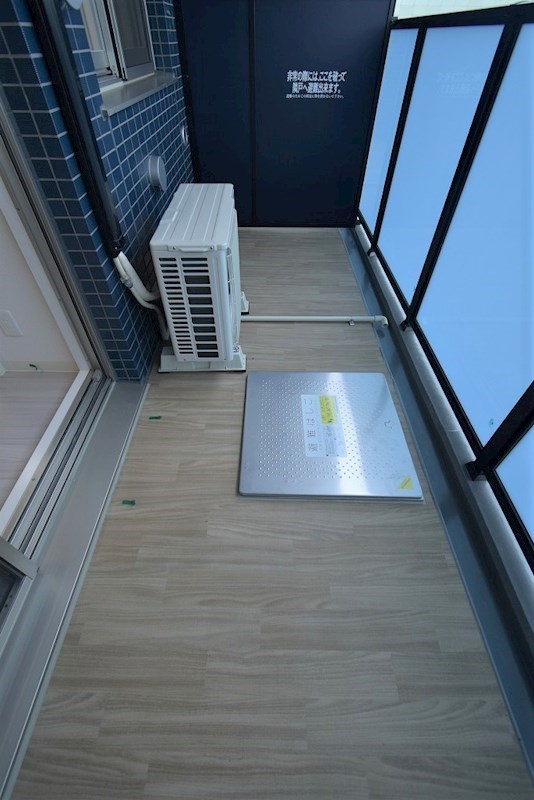 バルコニー　同施工会社の同仕様写真です。