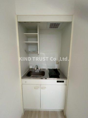 キッチン　コンパクトなキッチンで掃除もラクラク