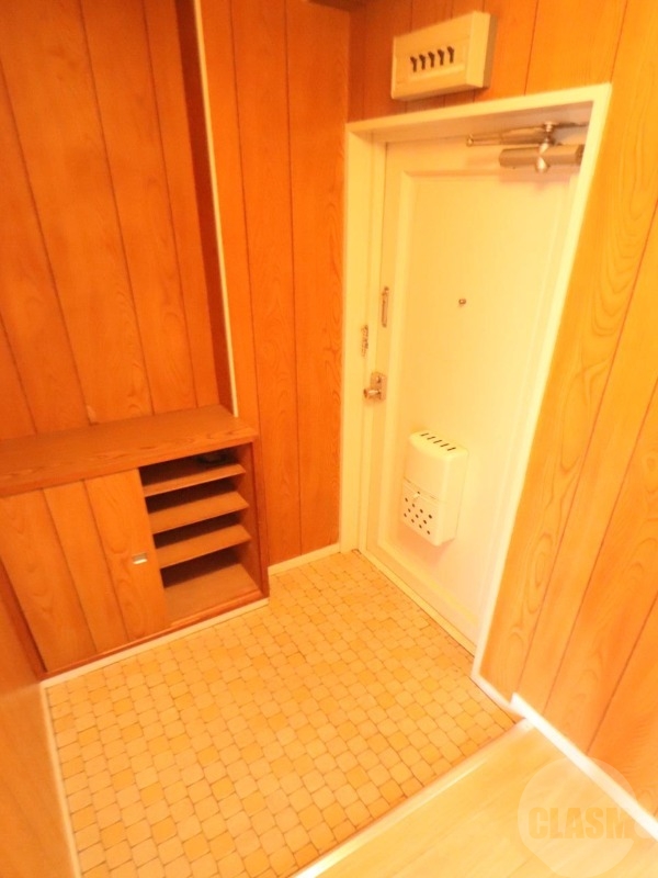 玄関　シューズボックス付きの玄関