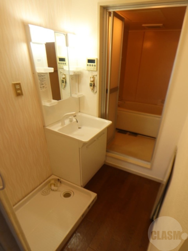 洗面設備　脱衣洗面所・洗濯機置場