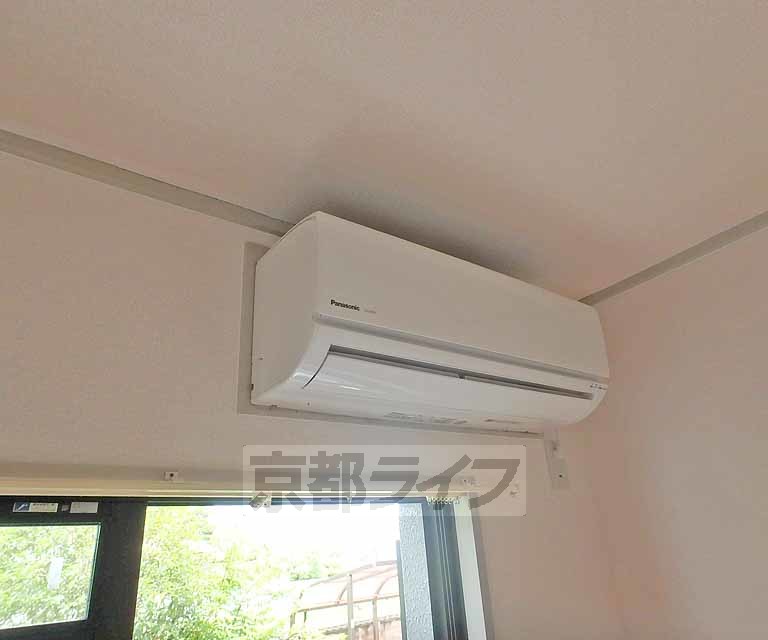 その他設備　冷暖房付ですよ。