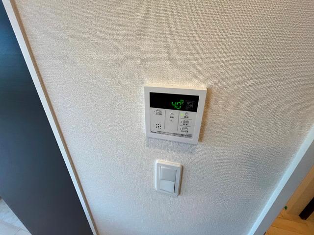 その他　給湯器リモコン（イメージ）