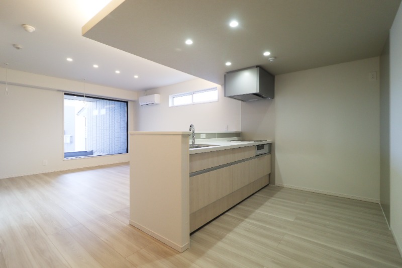 キッチン　図面と現状に相違がある場合には現状を優先