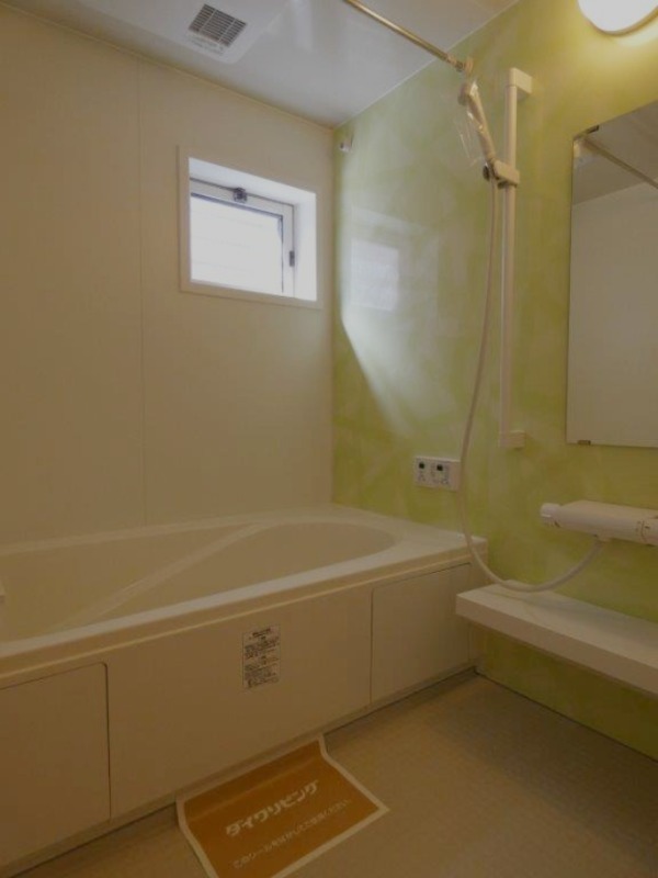 バス・シャワールーム　図面と現状に相違がある場合には現状を優先