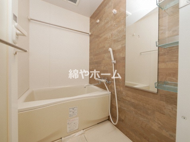 バス・シャワールーム　お風呂です