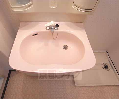 洗面設備　独立洗面台です。