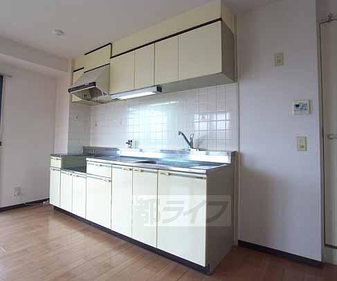 キッチン　キッチン全体です。