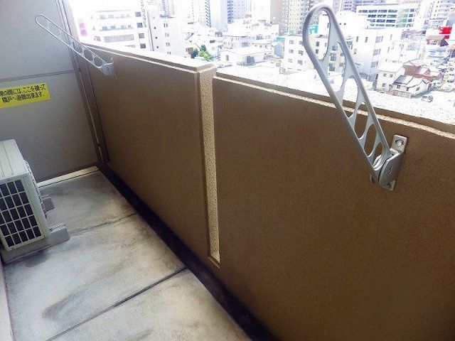バルコニー　※同建物同型別のお部屋