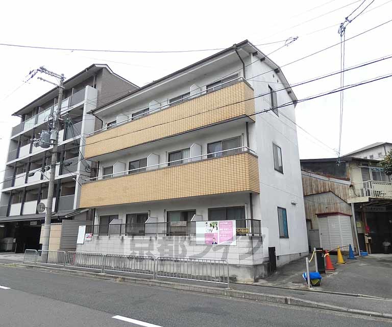 建物外観　南向きで日当たり良好・