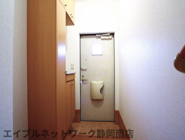 玄関　きれいな玄関です