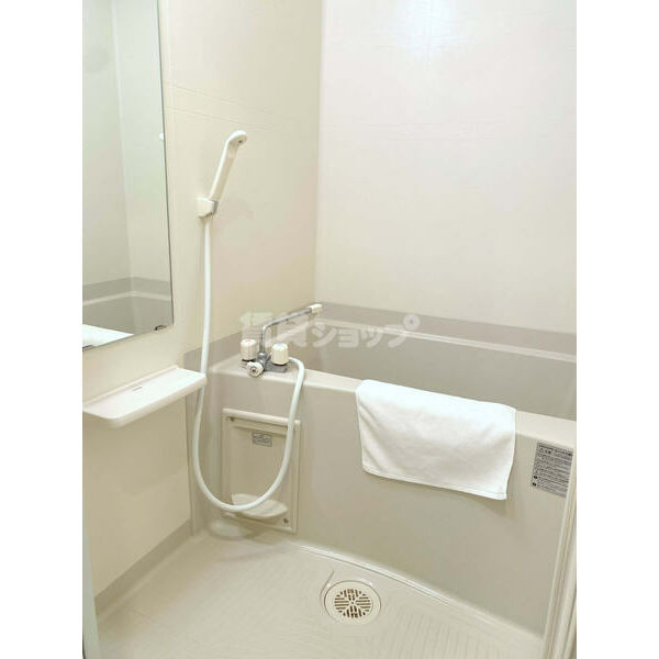 バス・シャワールーム　※家具はイメージになります。