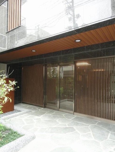 ロビー　弊社は都内全域の物件をご紹介可能です！