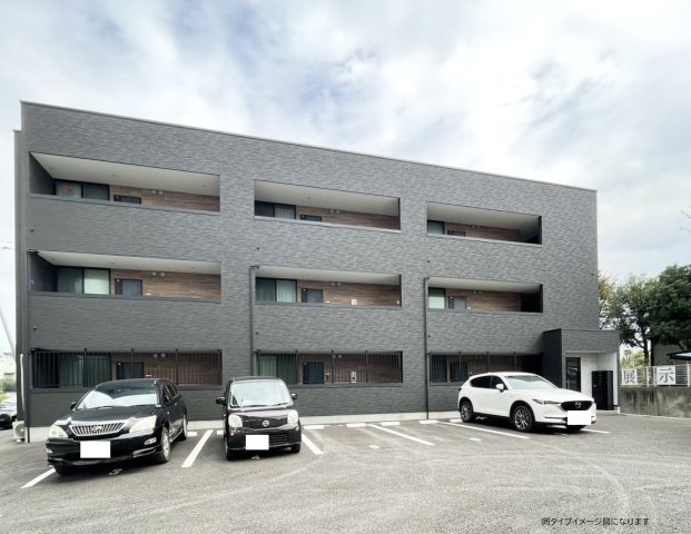 建物外観　同施工会社の類似物件の写真です。 ※同シリーズ別物件の写真