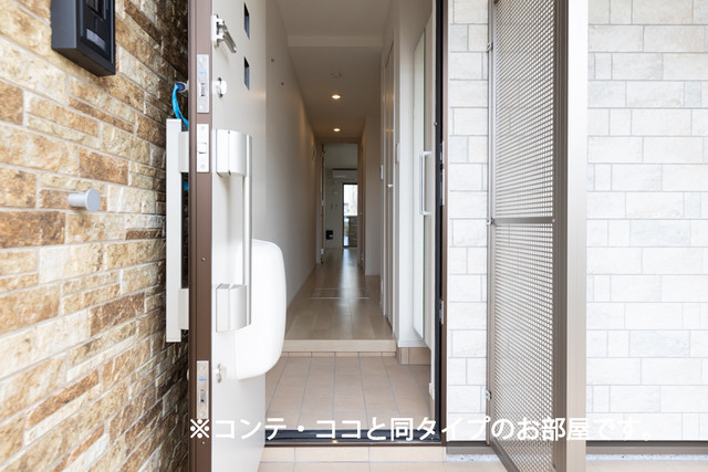 玄関　※写真は同仕様