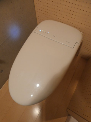 トイレ　※別室参考写真