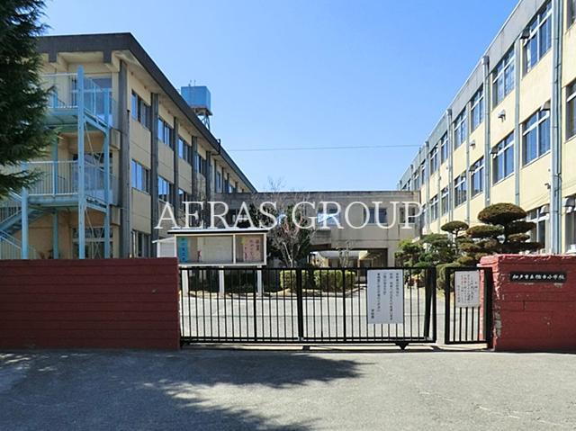 小学校　松戸市立稔台小学校（小学校）まで735m