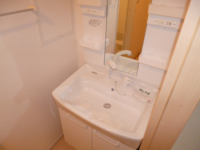 洗面設備　お洒落な洗面台