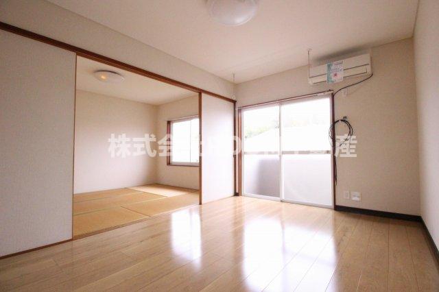 居室・リビング　おしゃれな居間です