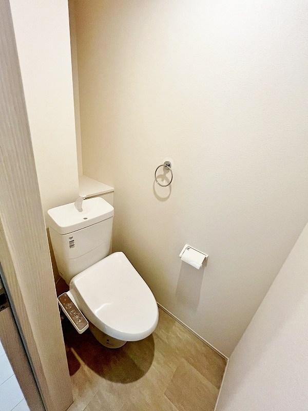 トイレ　★温水洗浄便座★