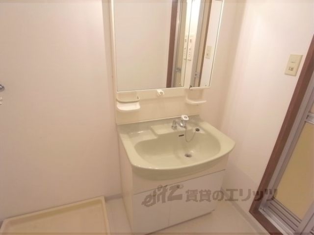 洗面設備　独立洗面台