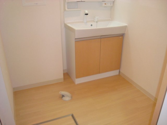 洗面設備　洗髪洗面化粧台